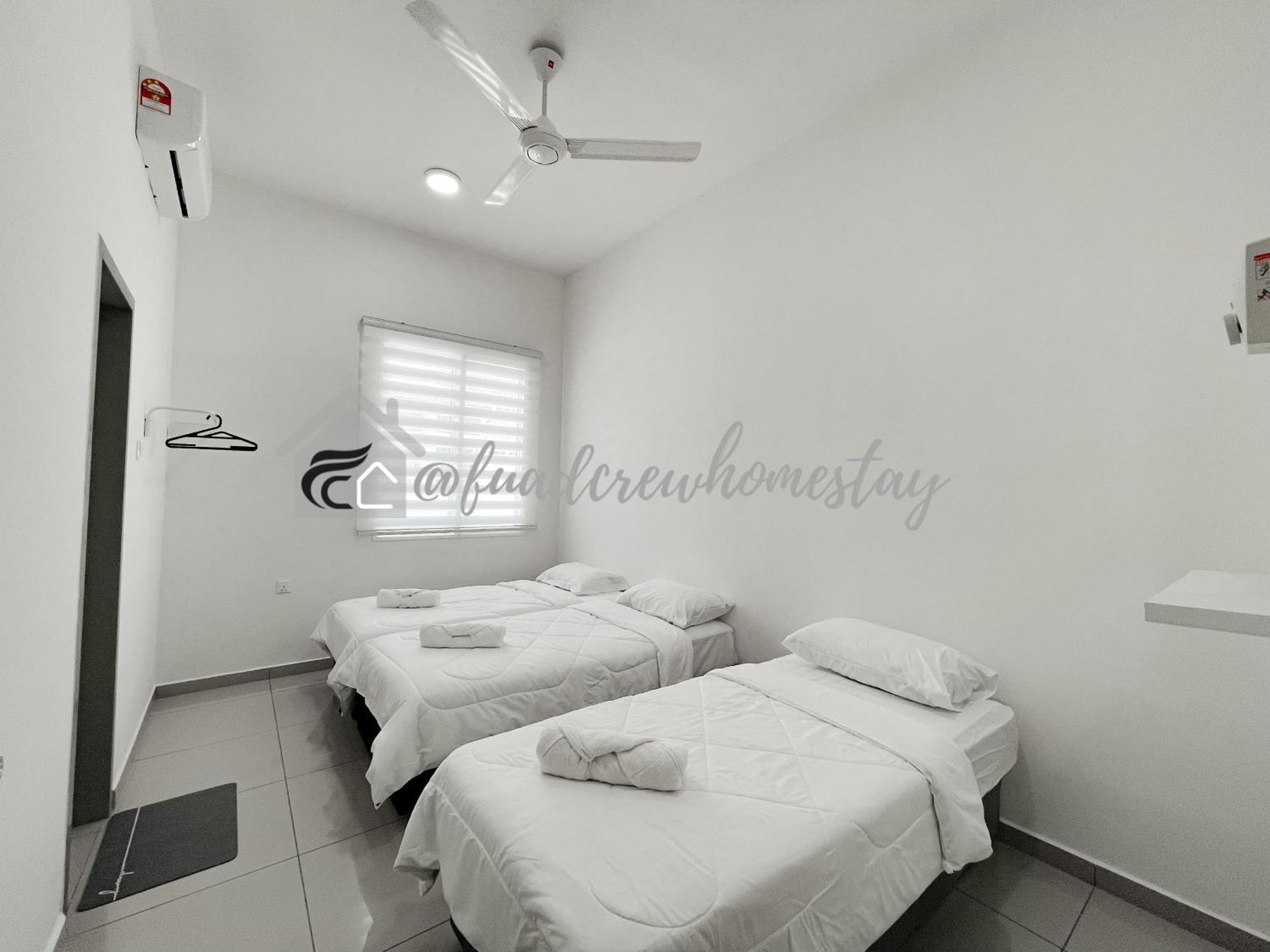 Jitra 4-Bedroom Home 10 Pax Wifi Netflix Holiday home *