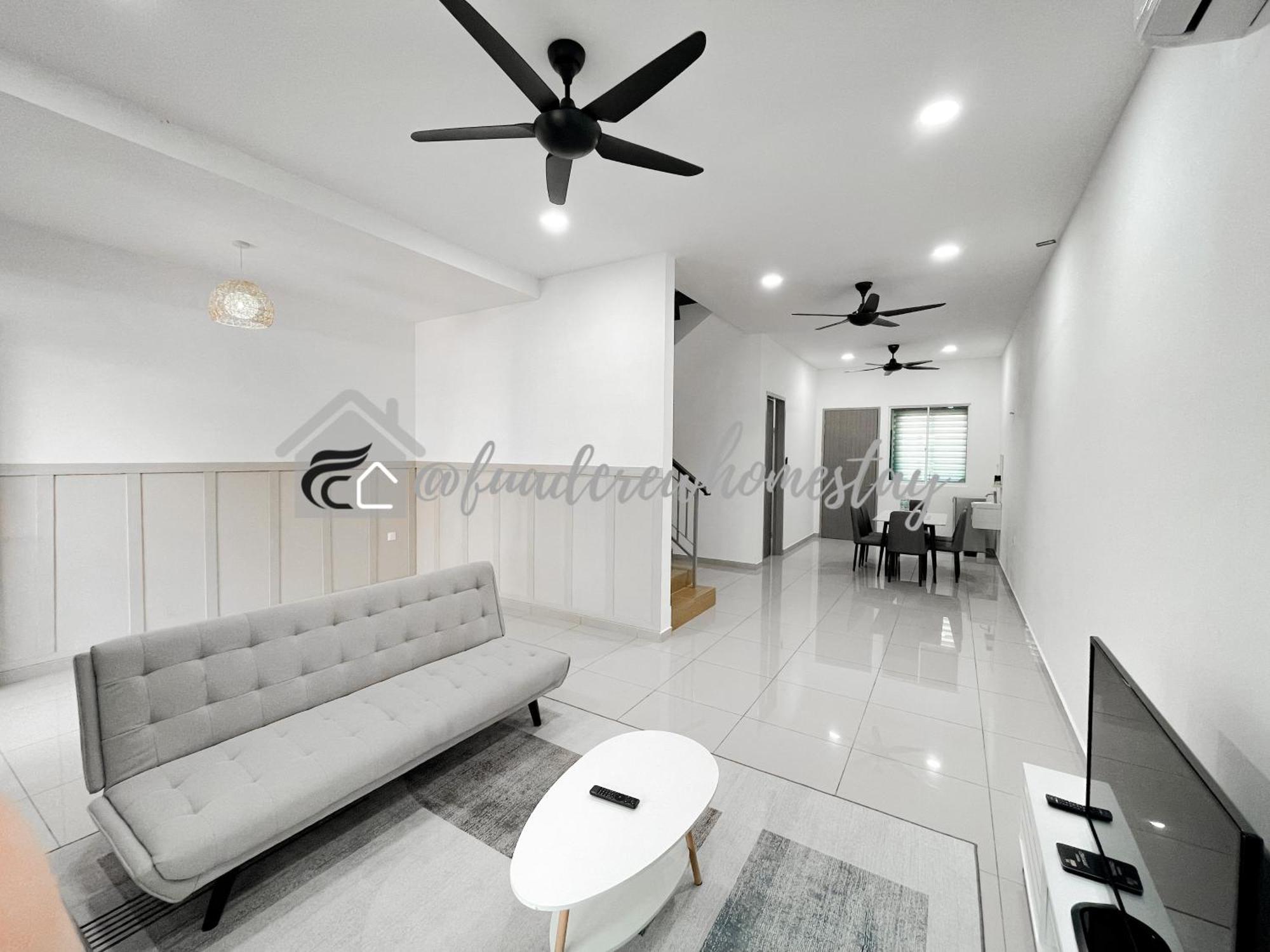 Jitra 4-Bedroom Home 10 Pax Wifi Netflix Holiday home